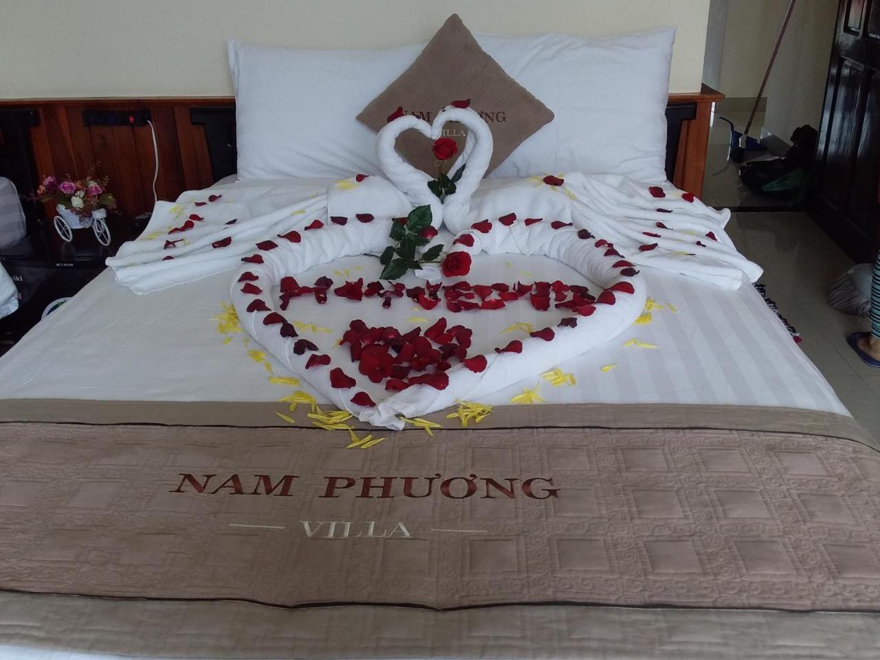 Nam Phuong Riverside Villa Hue Exterior foto